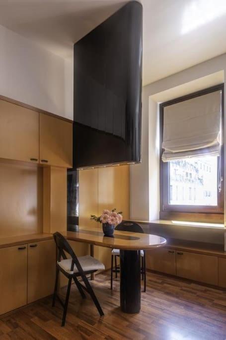 밀라노 Osti 3 Beautifully Furnished 아파트 외부 사진